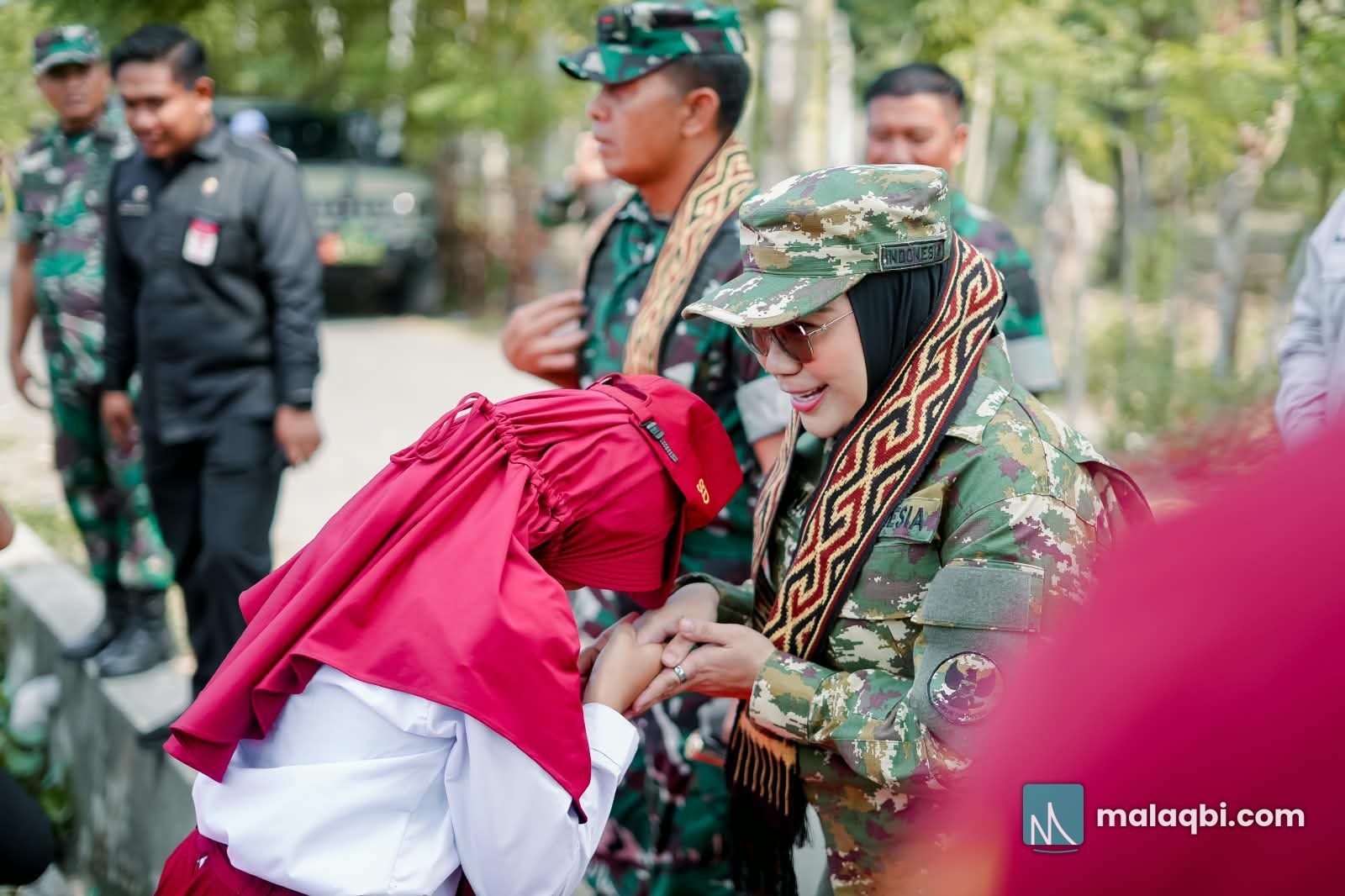 Buka TMMD, Sutinah Ini Simbol Pilar Kebersamaan dan Benteng Ketahanan Rakyat